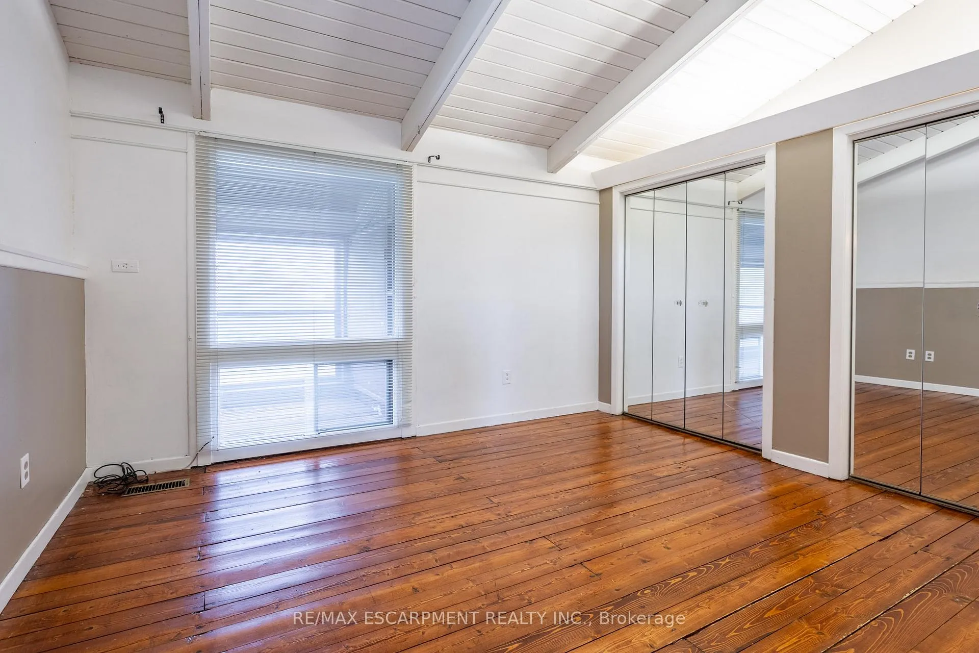 Photo 9 of 60 Atkinson Boulevard, Hamilton, Pleasant View — HOMEH