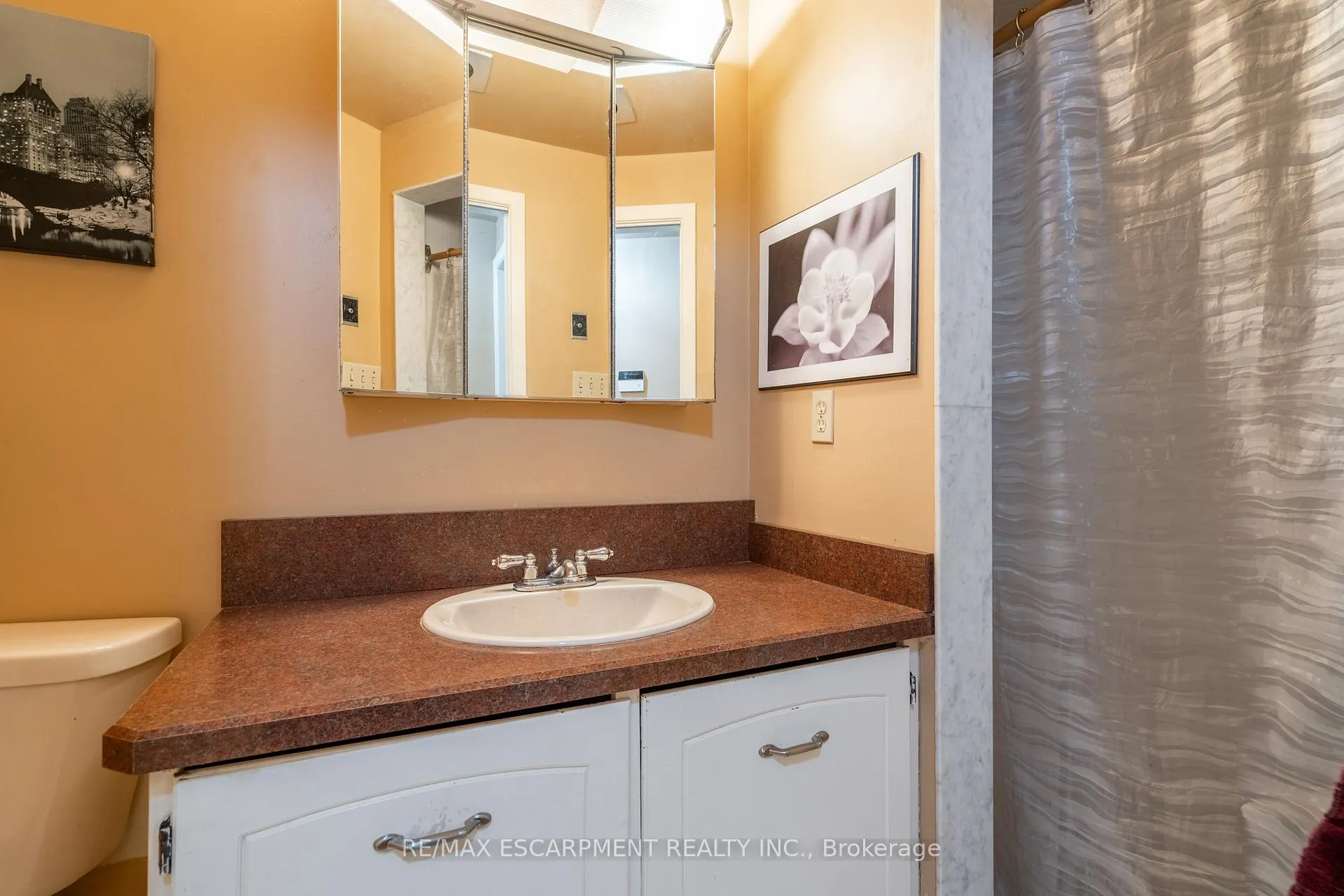 Photo 20 of 60 Atkinson Boulevard, Hamilton, Pleasant View — HOMEH