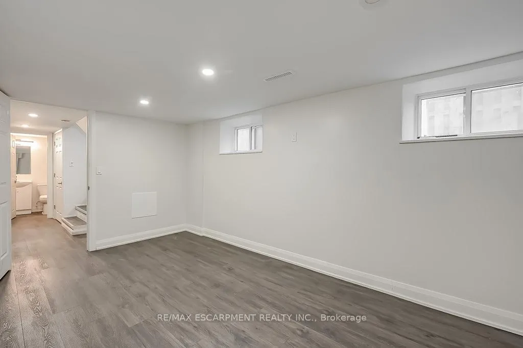 Photo 6 of Unit Lower, 38 Ashford Boulevard, Hamilton, Blakeley — HOMEH