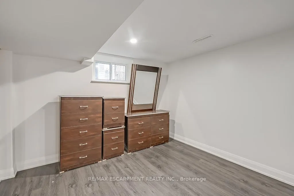 Photo 10 of Unit Lower, 38 Ashford Boulevard, Hamilton, Blakeley — HOMEH