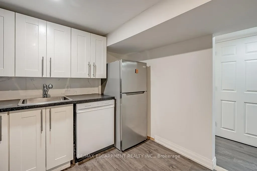 Photo 15 of Unit Lower, 38 Ashford Boulevard, Hamilton, Blakeley — HOMEH
