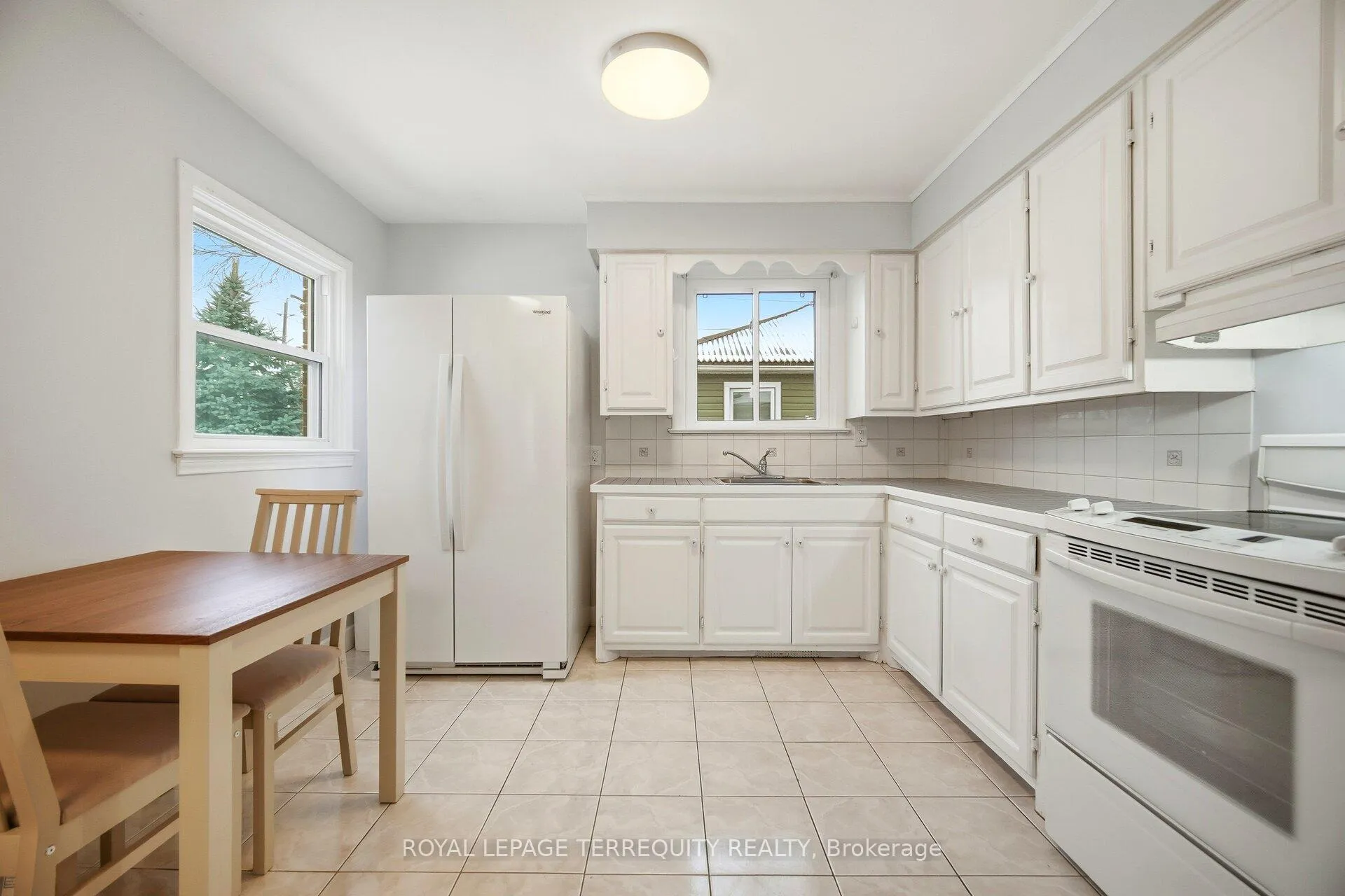Photo 6 of 6001 North Street, Niagara Falls, Hospital — HOMEH