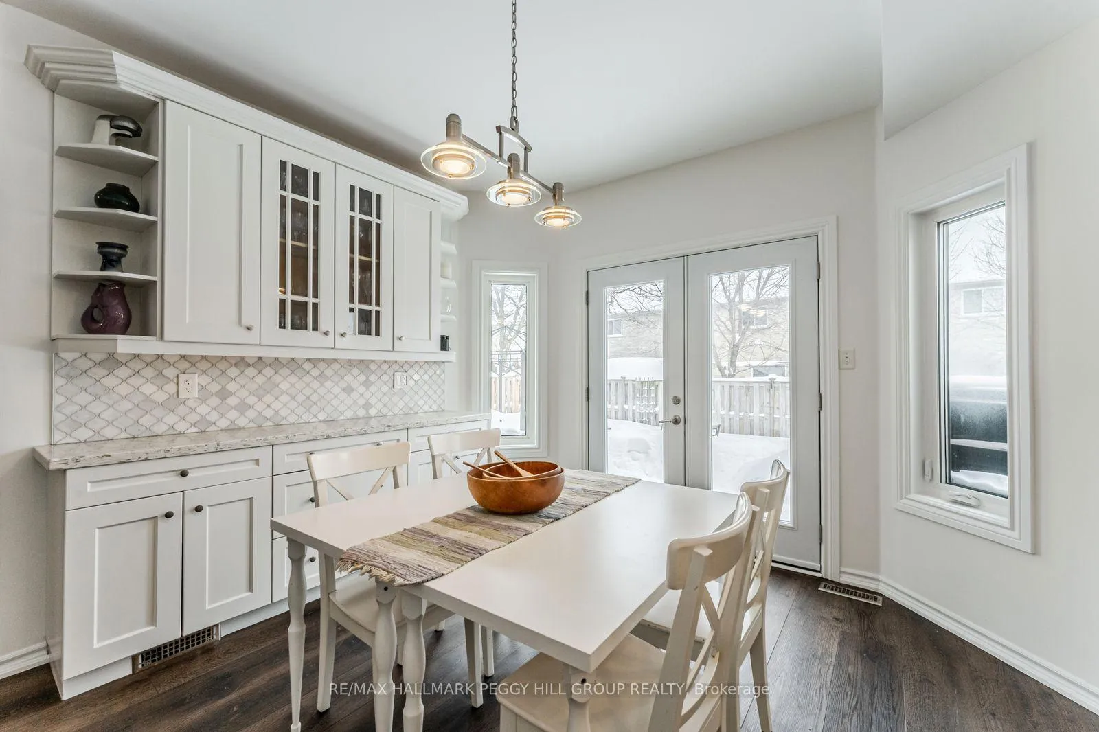 Photo 4 of 27 McAvoy Drive, Barrie, Edgehill Drive — HOMEH