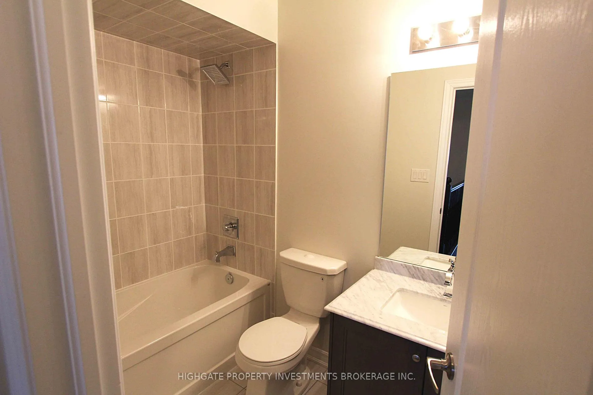 Photo 5 of Unit 229, 3905 Major Mackenzie Drive, Vaughan, Vellore Village — HOMEH