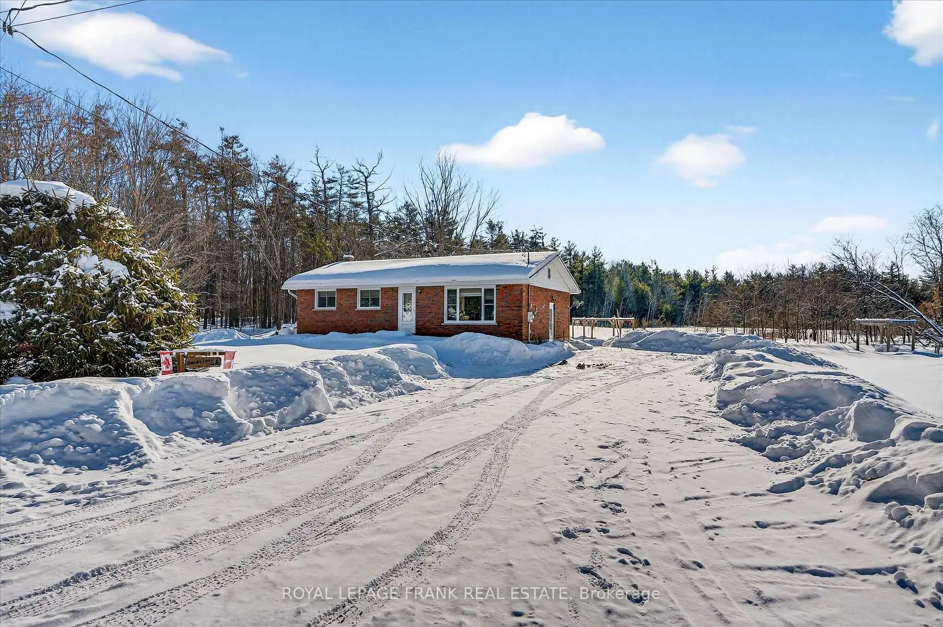 Photo 1 of 419 South Beach Road, Douro-Dummer — HOMEH