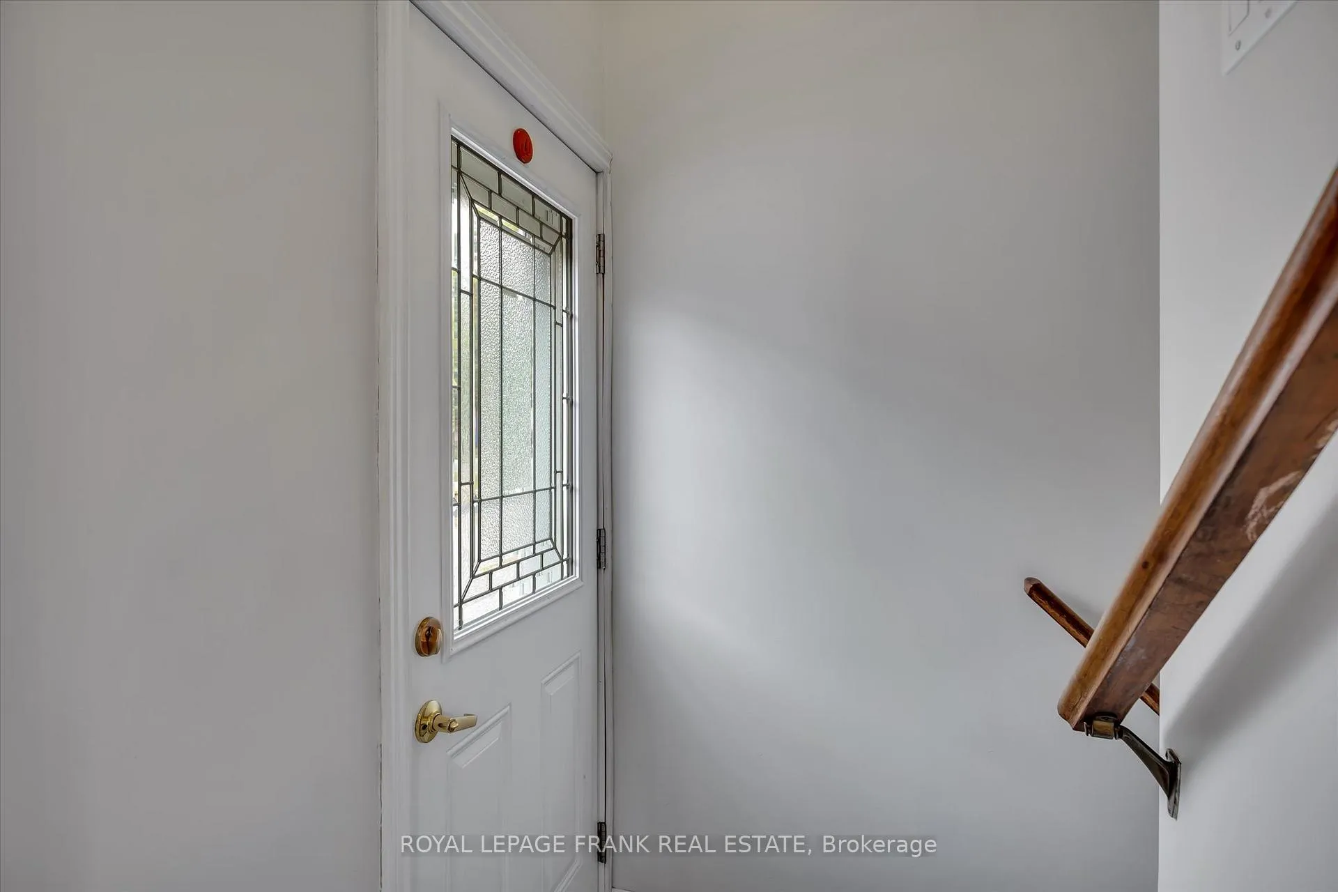 Photo 3 of 419 South Beach Road, Douro-Dummer — HOMEH