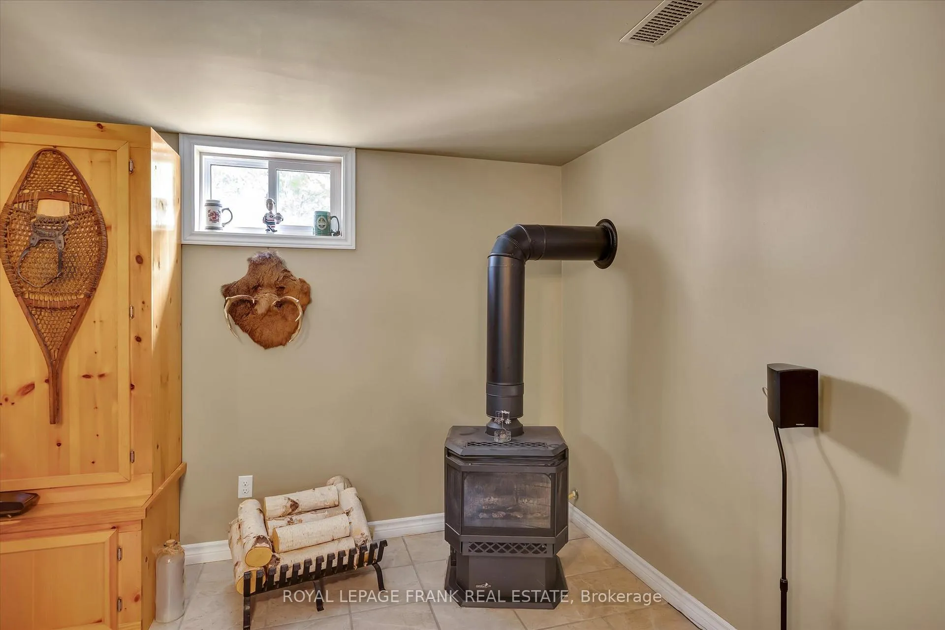 Photo 17 of 419 South Beach Road, Douro-Dummer — HOMEH