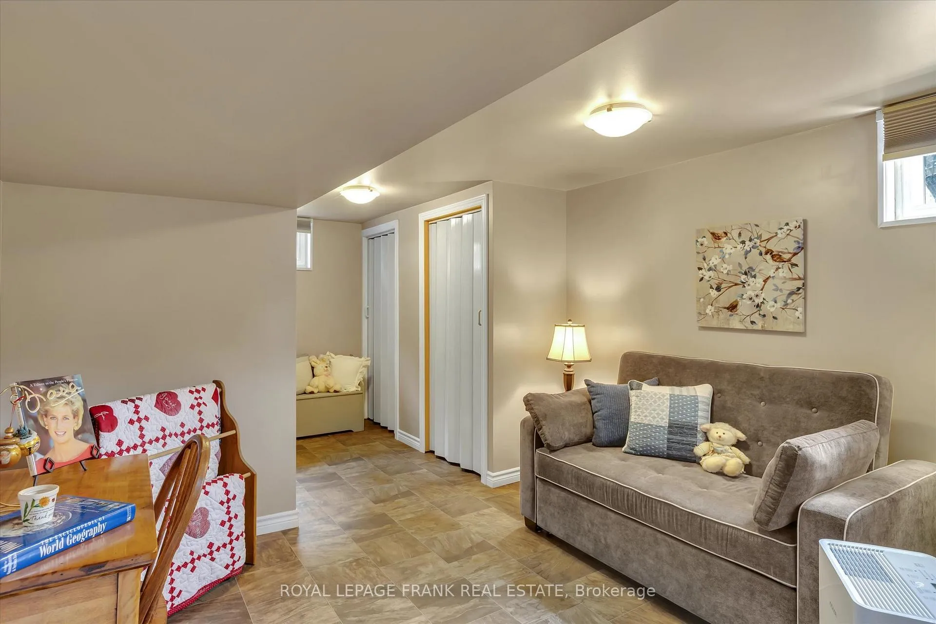 Photo 18 of 419 South Beach Road, Douro-Dummer — HOMEH