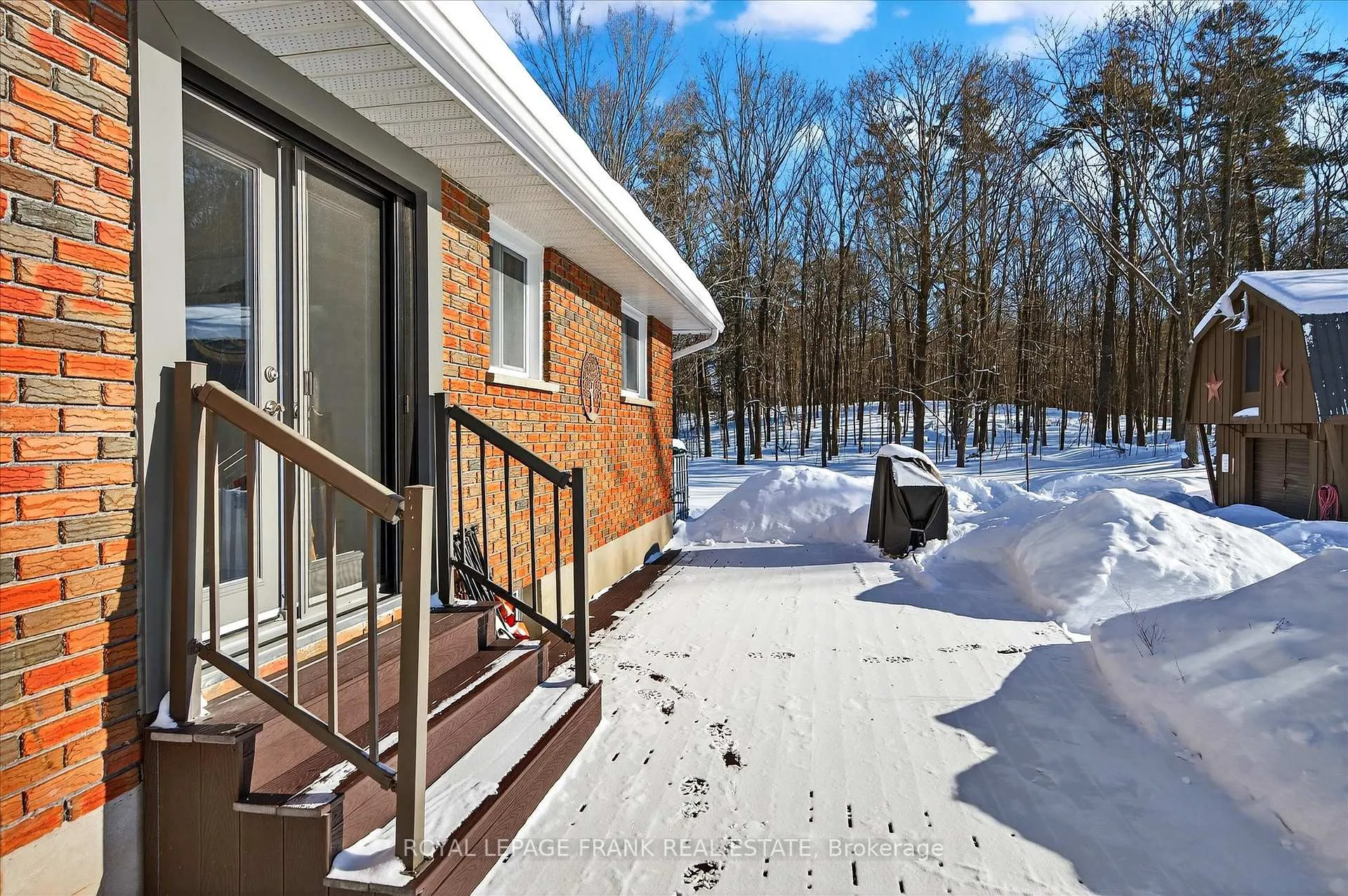 Photo 22 of 419 South Beach Road, Douro-Dummer — HOMEH