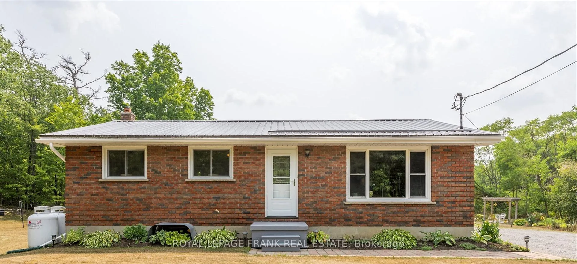 Photo 29 of 419 South Beach Road, Douro-Dummer — HOMEH