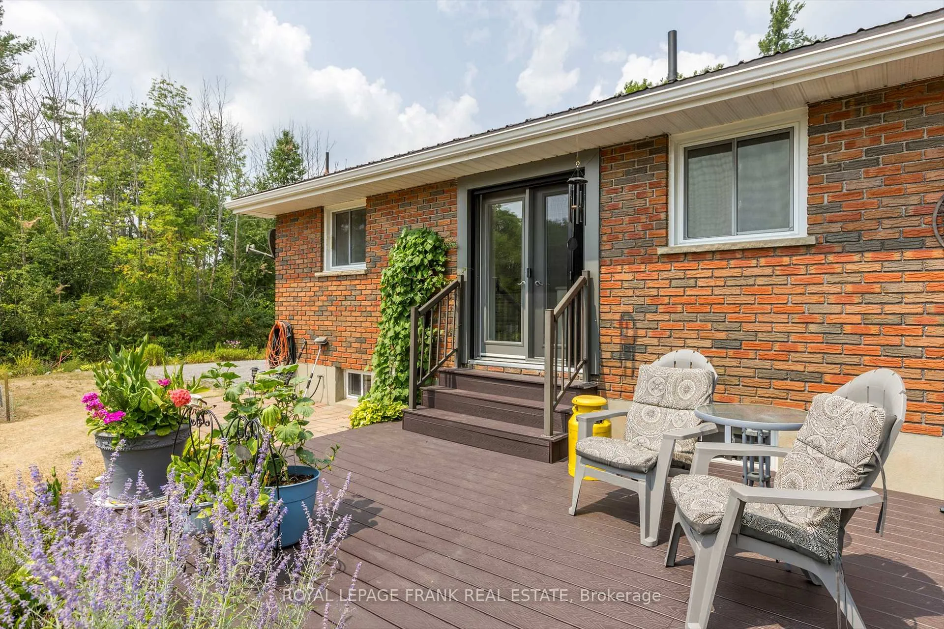 Photo 30 of 419 South Beach Road, Douro-Dummer — HOMEH