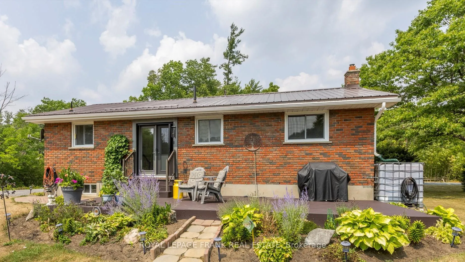 Photo 31 of 419 South Beach Road, Douro-Dummer — HOMEH
