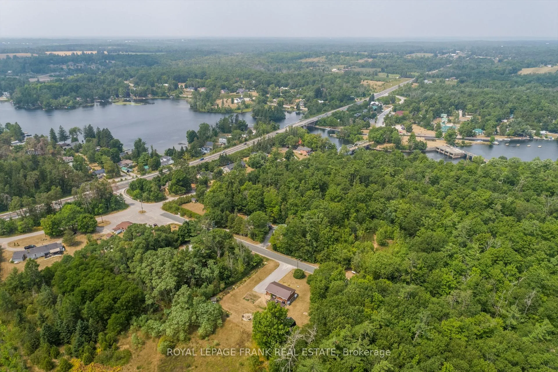 Photo 33 of 419 South Beach Road, Douro-Dummer — HOMEH