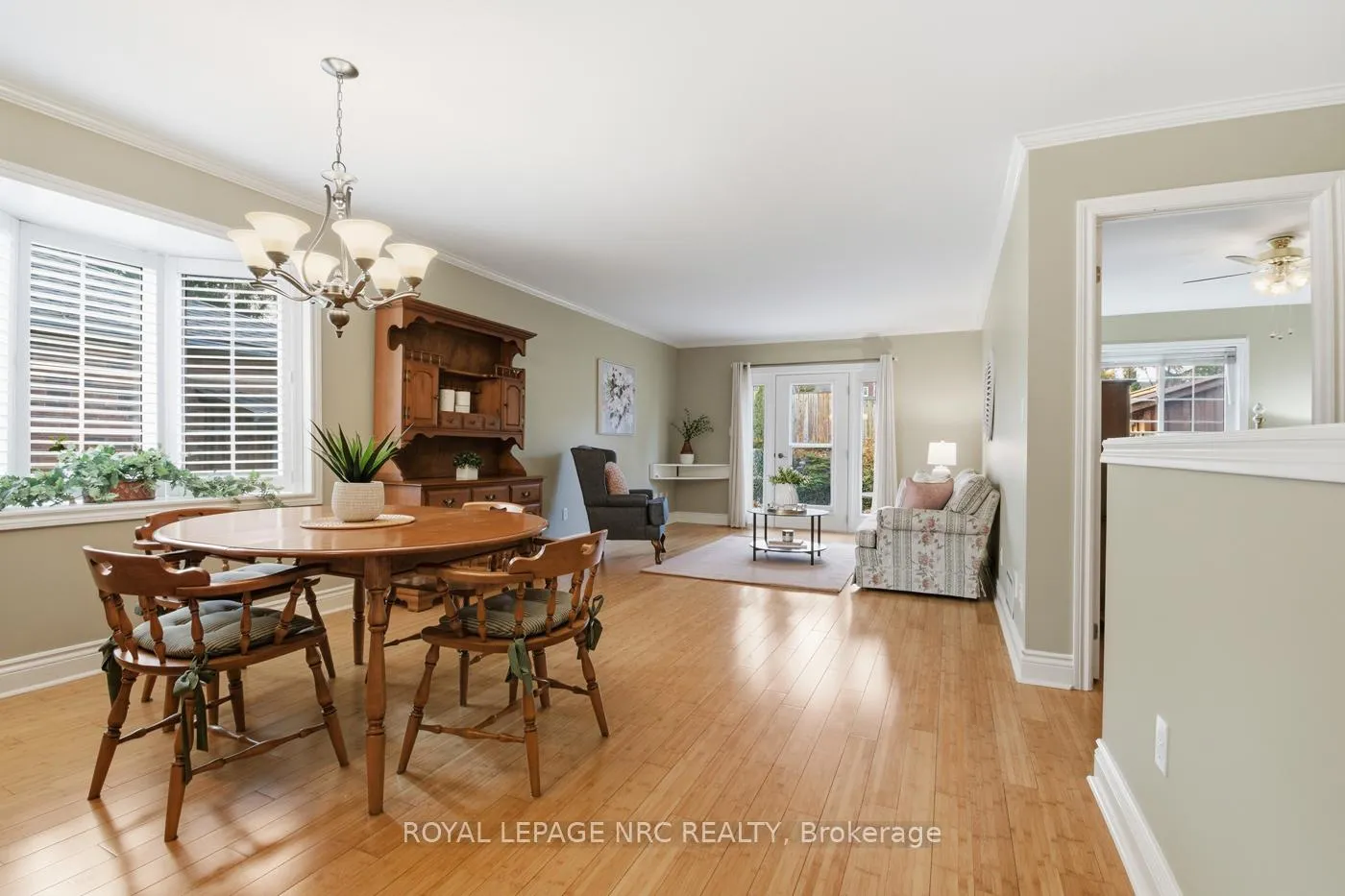 Photo 15 of 12 Kinsman Court, Pelham, Fonthill — HOMEH