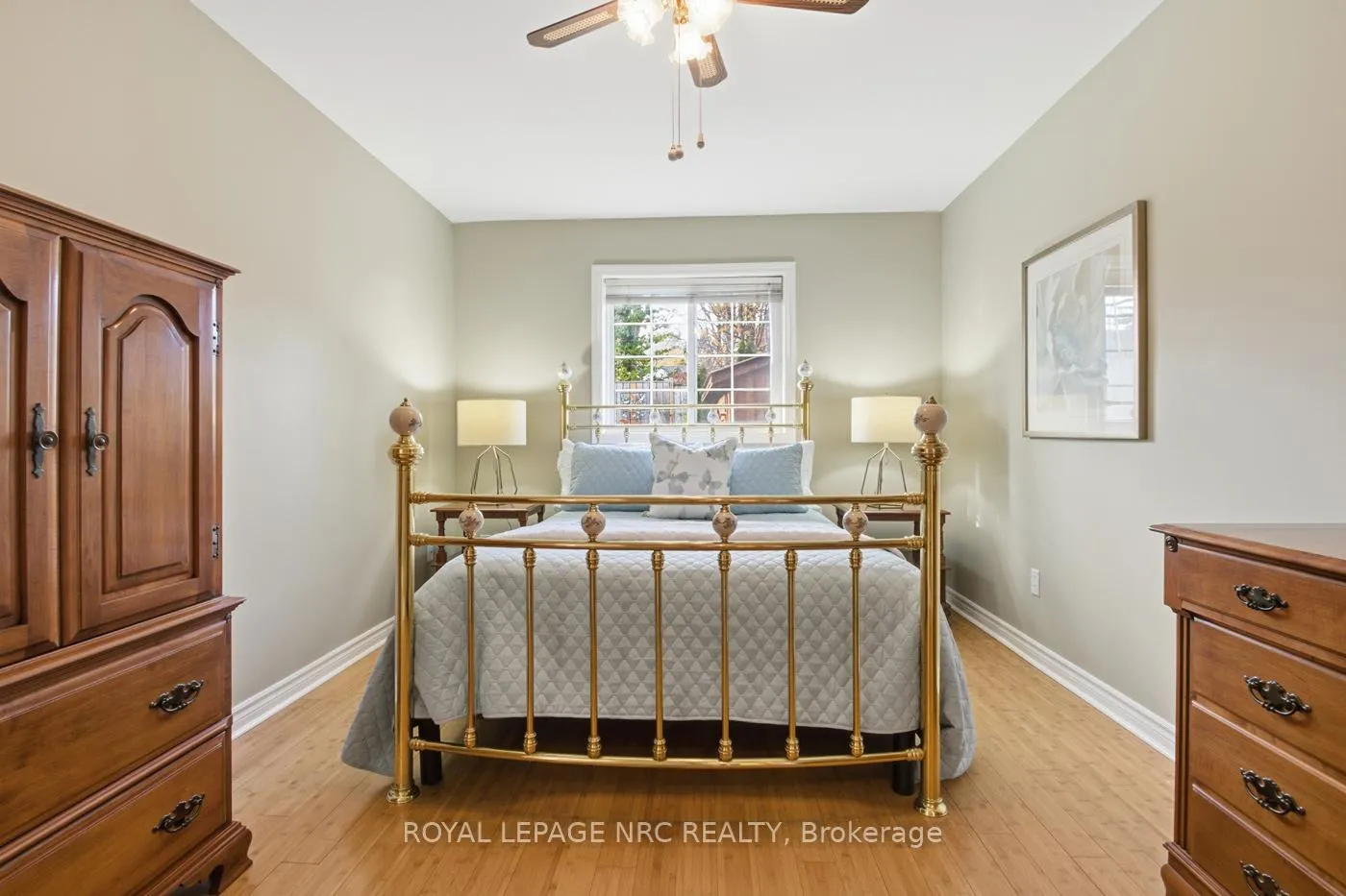 Photo 30 of 12 Kinsman Court, Pelham, Fonthill — HOMEH