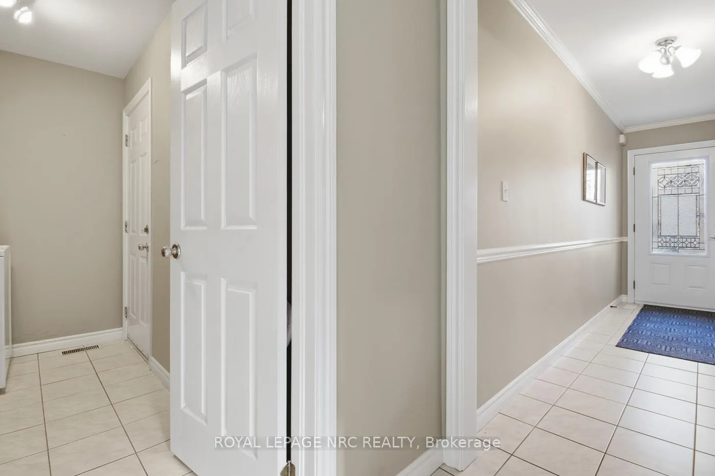Photo 31 of 12 Kinsman Court, Pelham, Fonthill — HOMEH