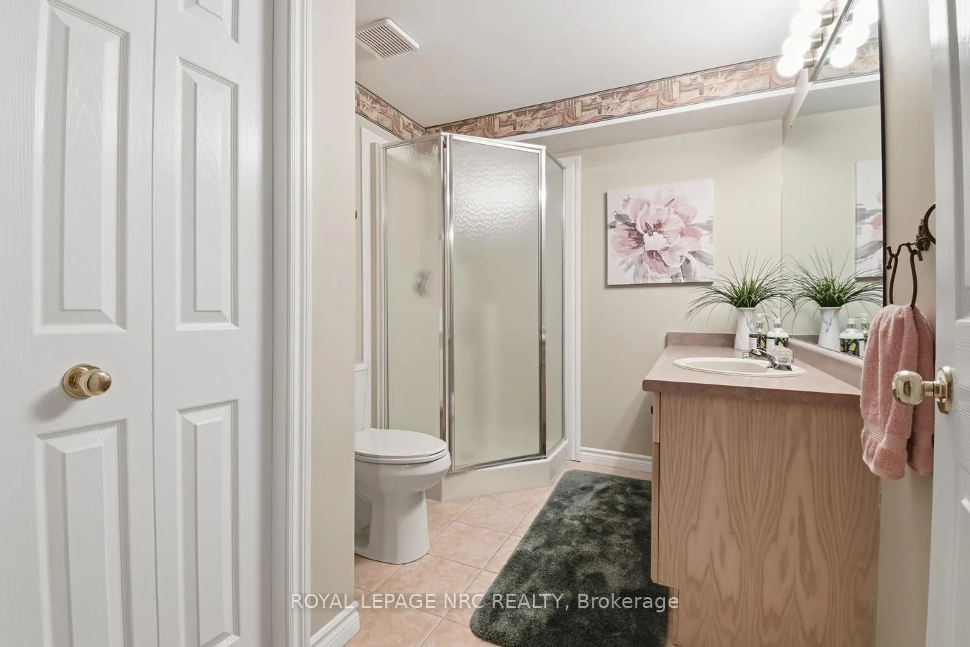 Photo 36 of 12 Kinsman Court, Pelham, Fonthill — HOMEH