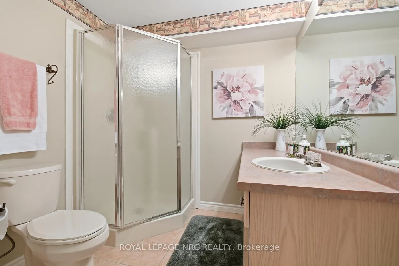 Photo 37 of 12 Kinsman Court, Pelham, Fonthill — HOMEH