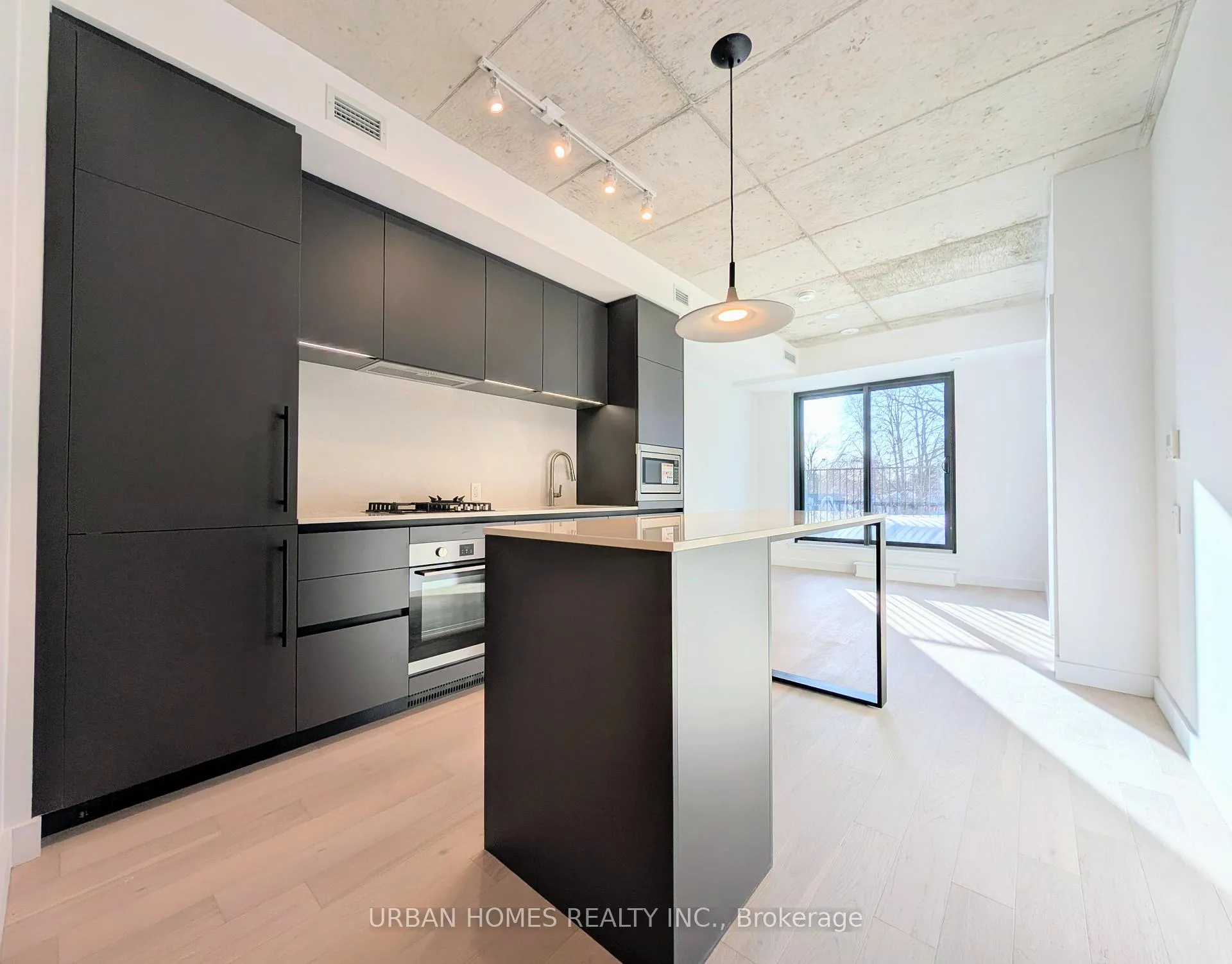 Photo 2 of Unit 509, 1720 Bayview Avenue, Toronto, Mount Pleasant East — HOMEH
