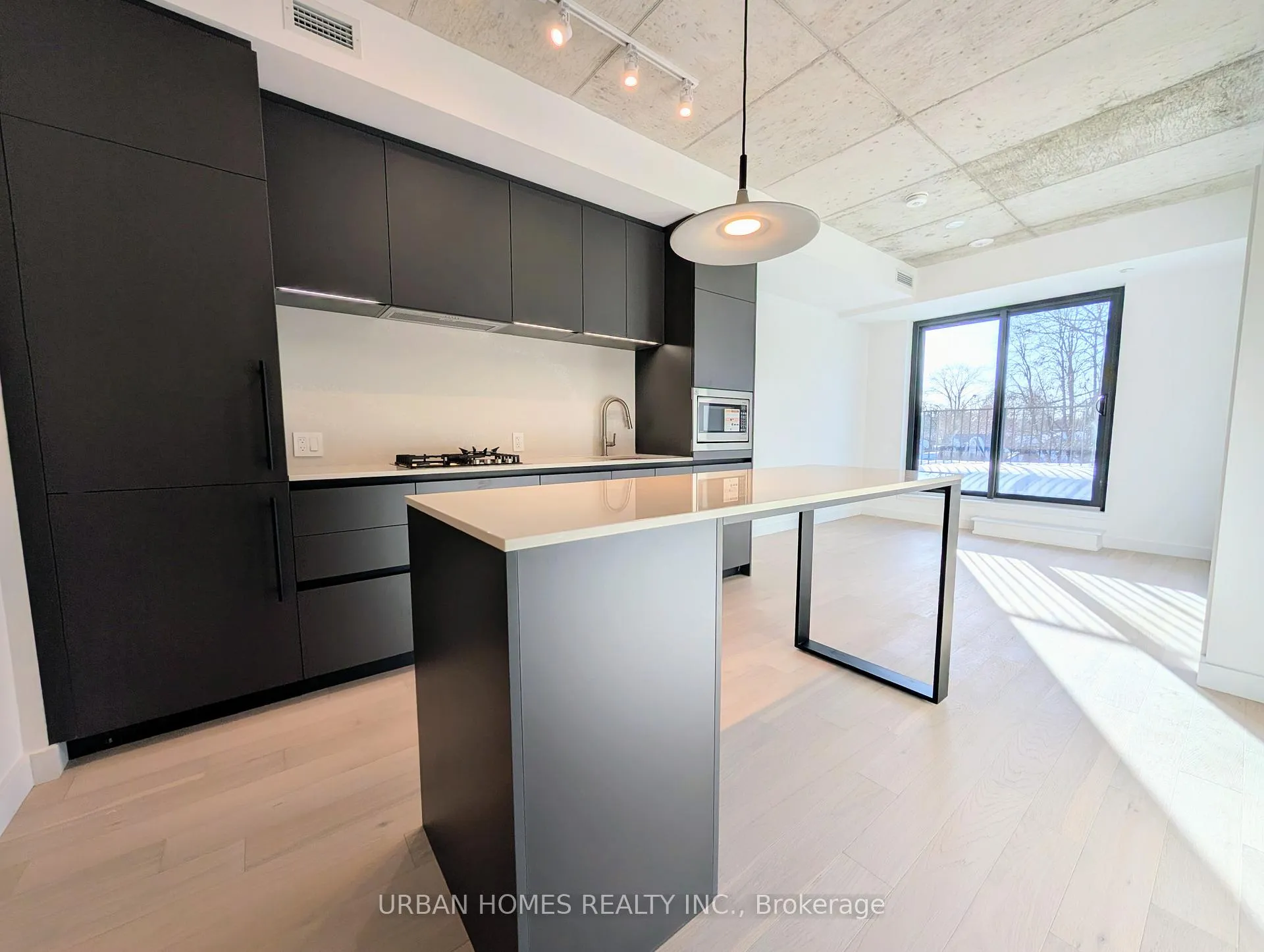 Photo 4 of Unit 509, 1720 Bayview Avenue, Toronto, Mount Pleasant East — HOMEH