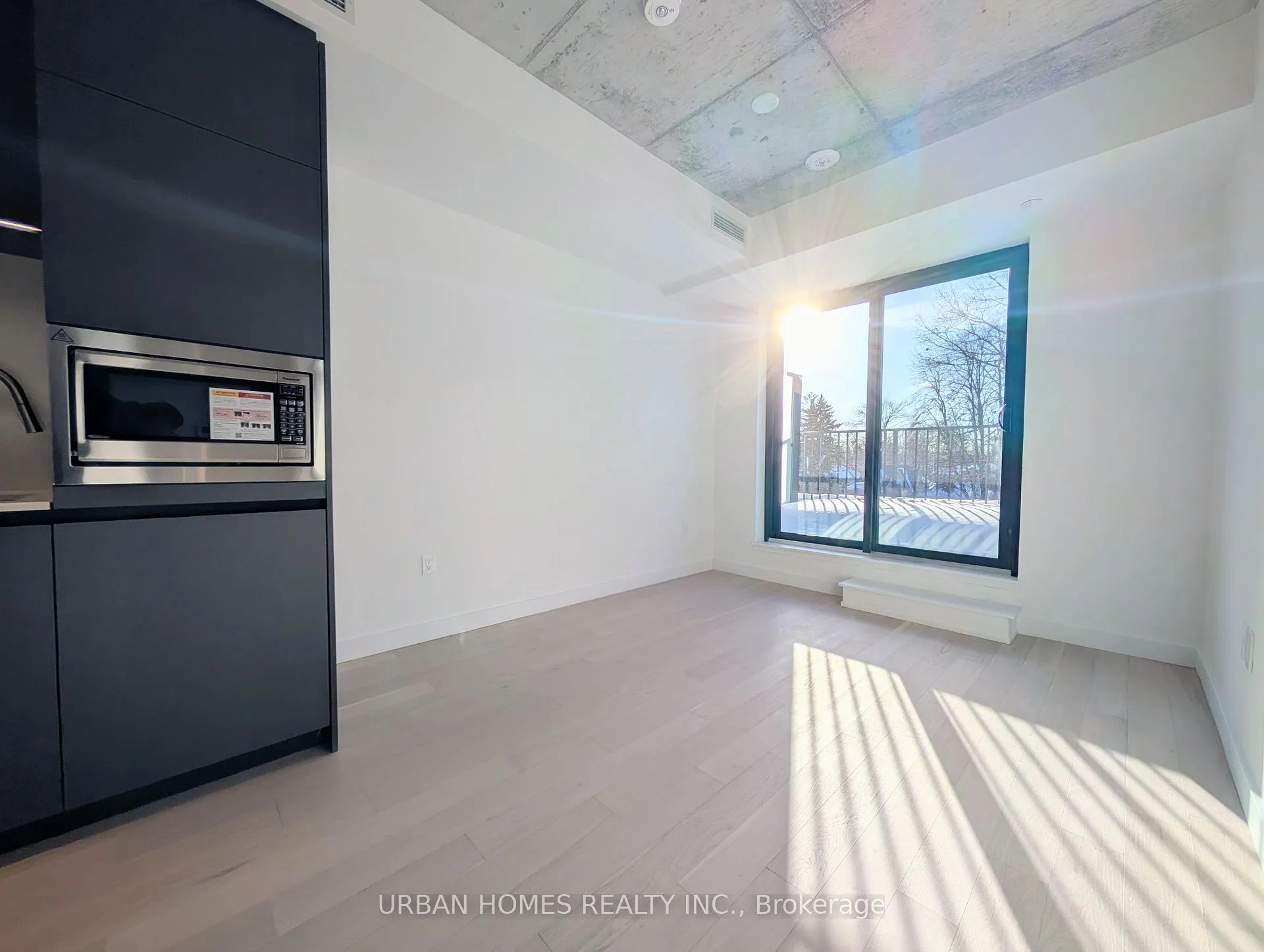 Photo 6 of Unit 509, 1720 Bayview Avenue, Toronto, Mount Pleasant East — HOMEH