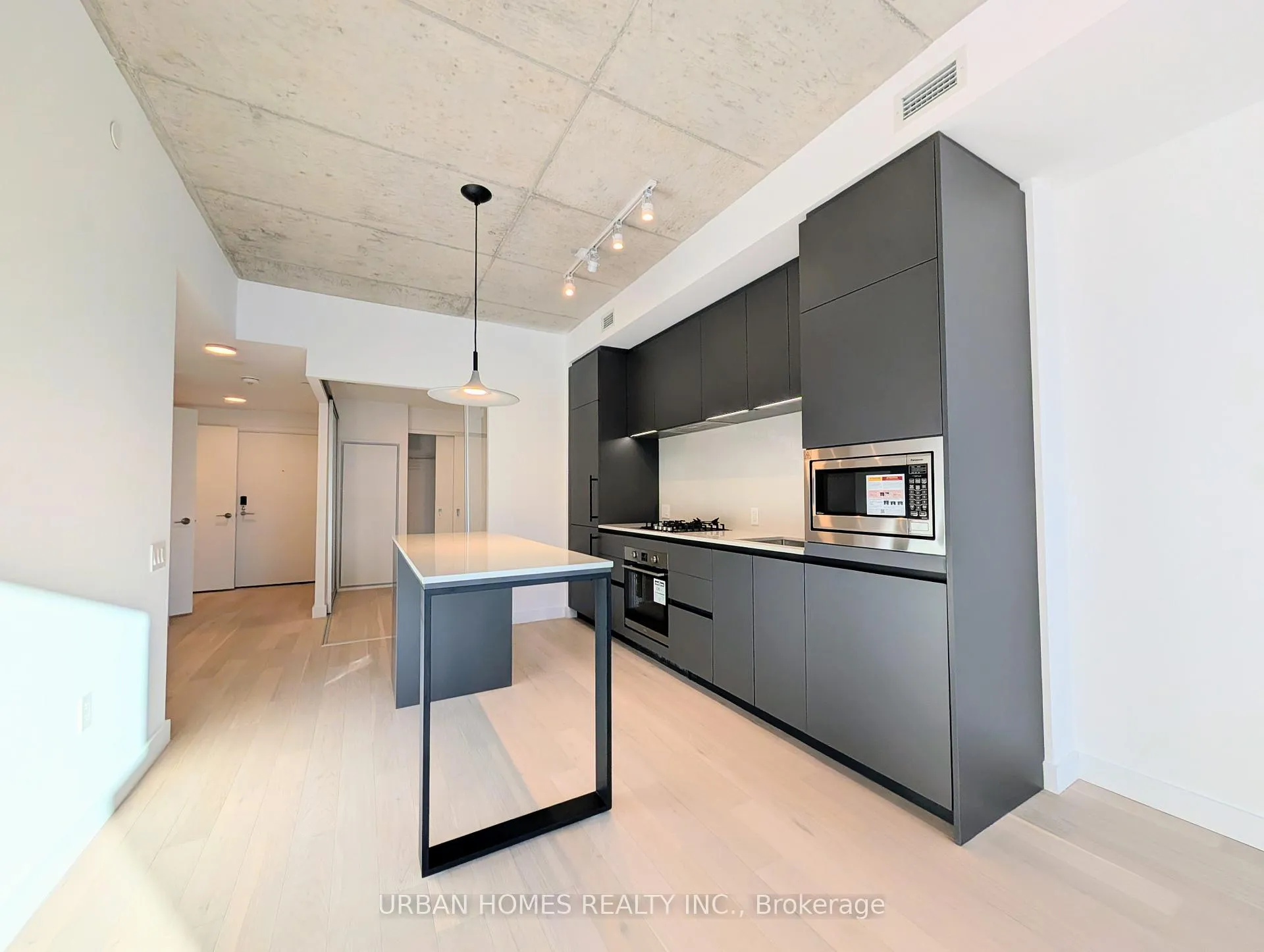 Photo 10 of Unit 509, 1720 Bayview Avenue, Toronto, Mount Pleasant East — HOMEH