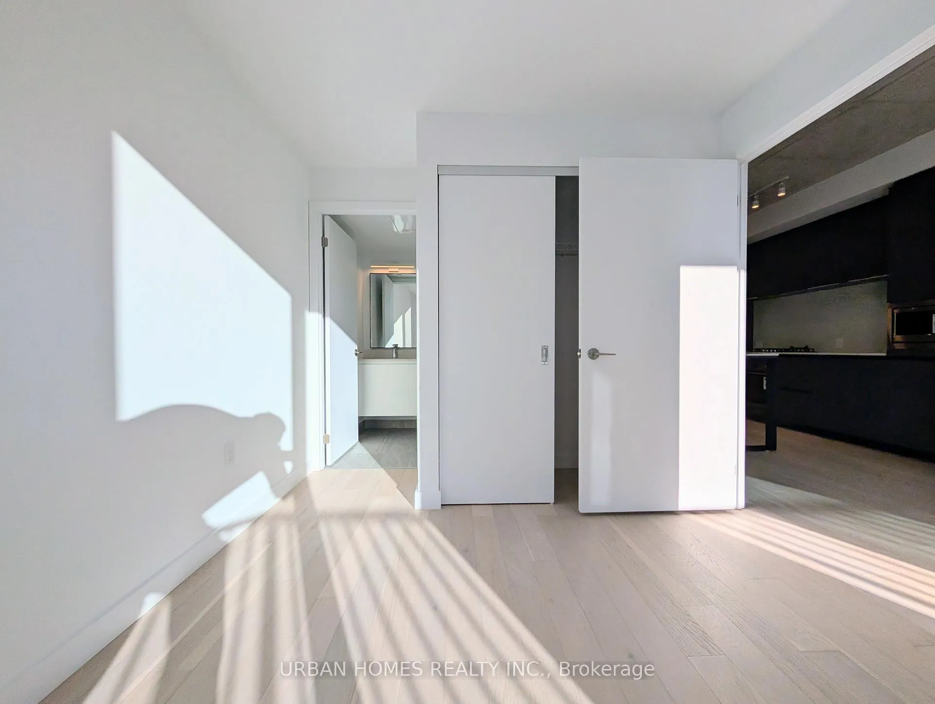 Photo 19 of Unit 509, 1720 Bayview Avenue, Toronto, Mount Pleasant East — HOMEH