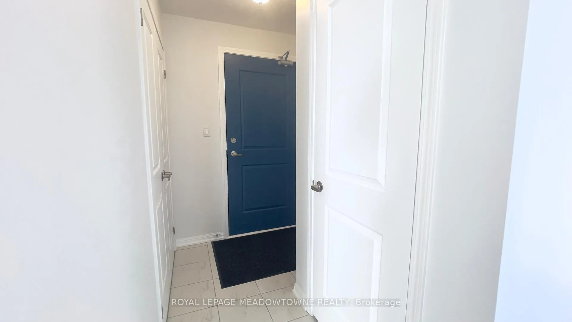 Photo 4 of Unit 416, 84 Aspen Springs Drive, Clarington, Bowmanville — HOMEH