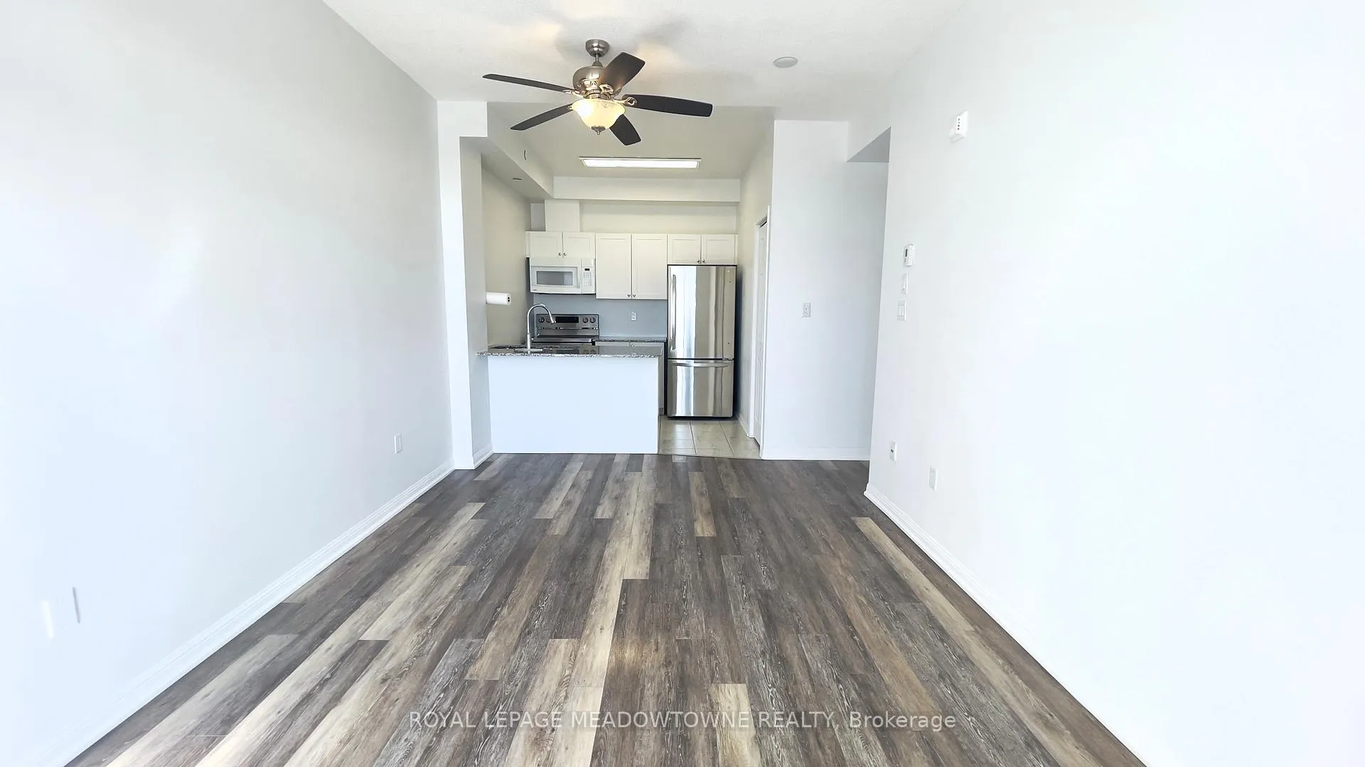 Photo 8 of Unit 416, 84 Aspen Springs Drive, Clarington, Bowmanville — HOMEH