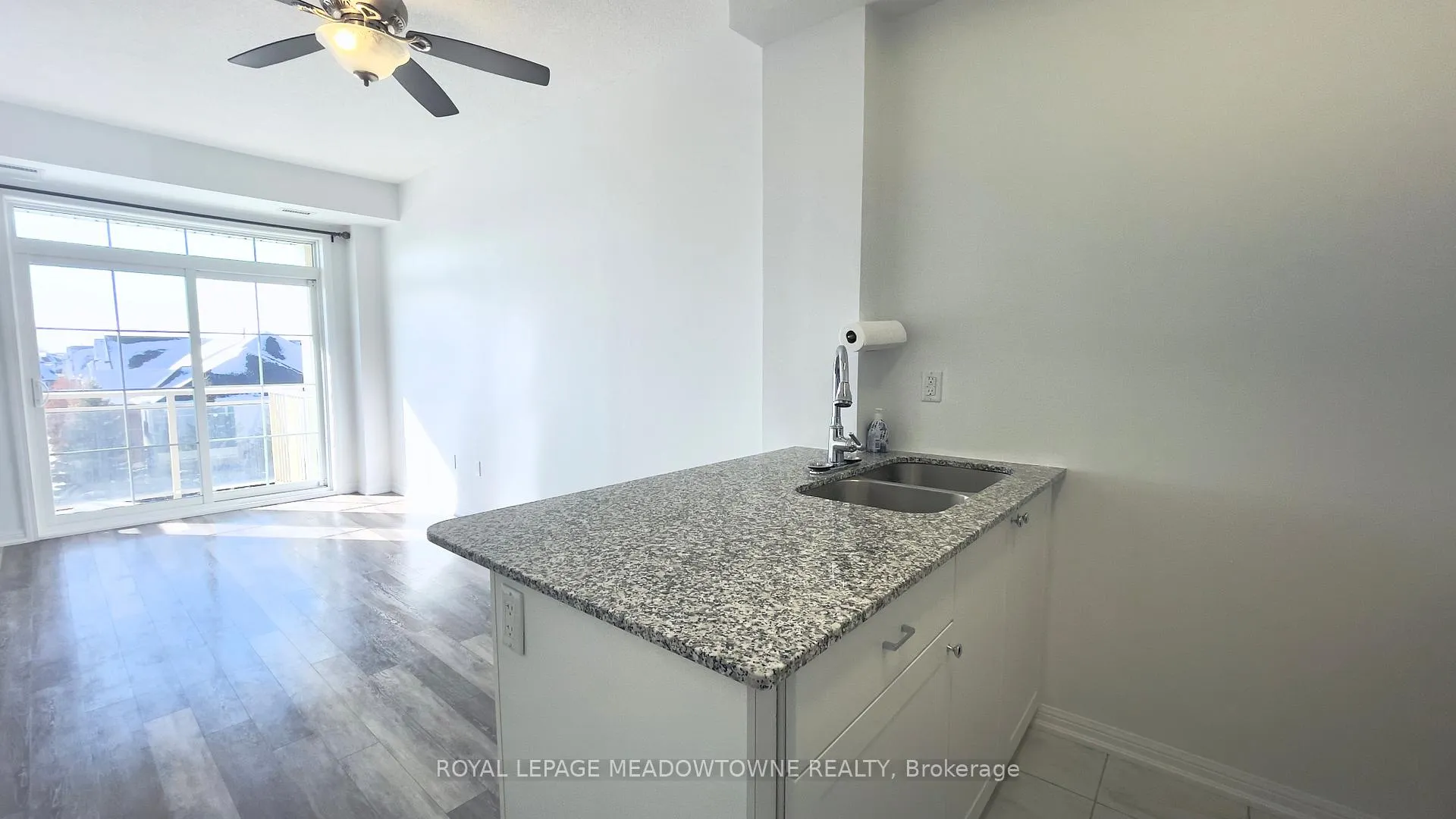 Photo 15 of Unit 416, 84 Aspen Springs Drive, Clarington, Bowmanville — HOMEH