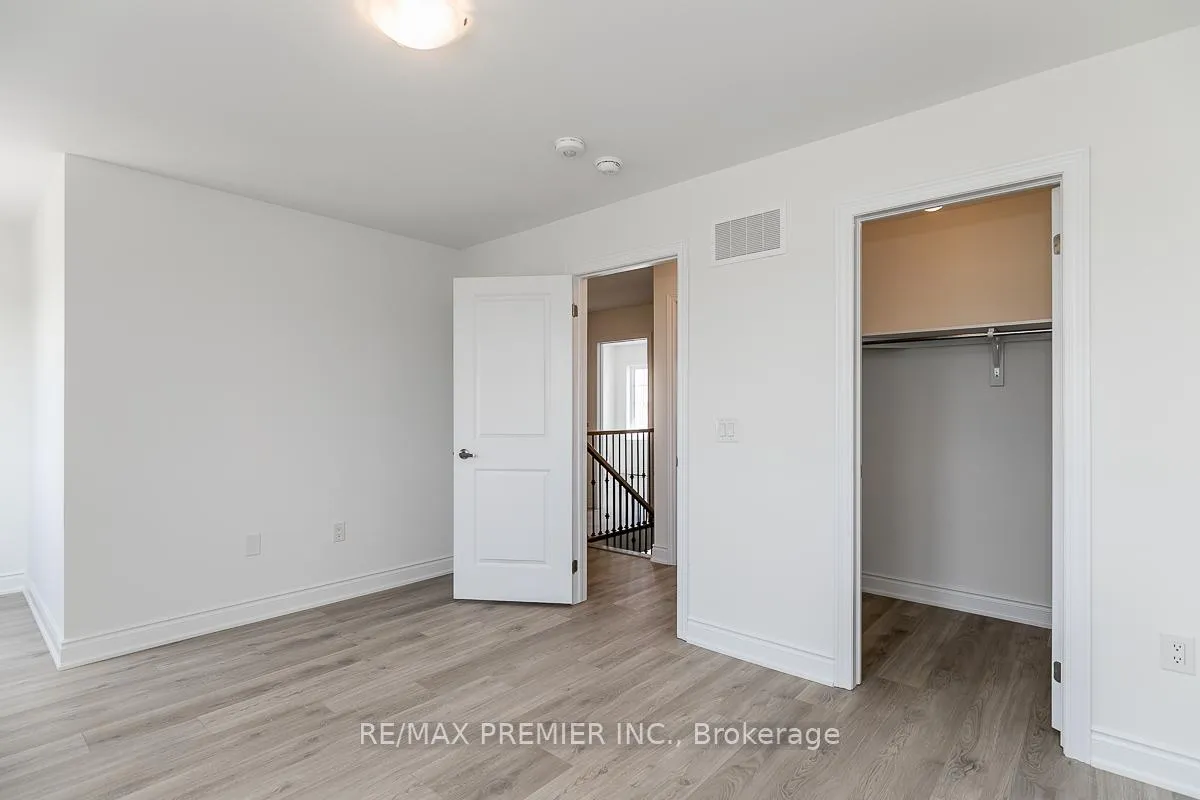 Photo 25 of 57 Union Boulevard, Wasaga Beach — HOMEH