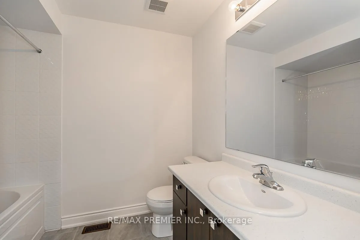 Photo 34 of 57 Union Boulevard, Wasaga Beach — HOMEH
