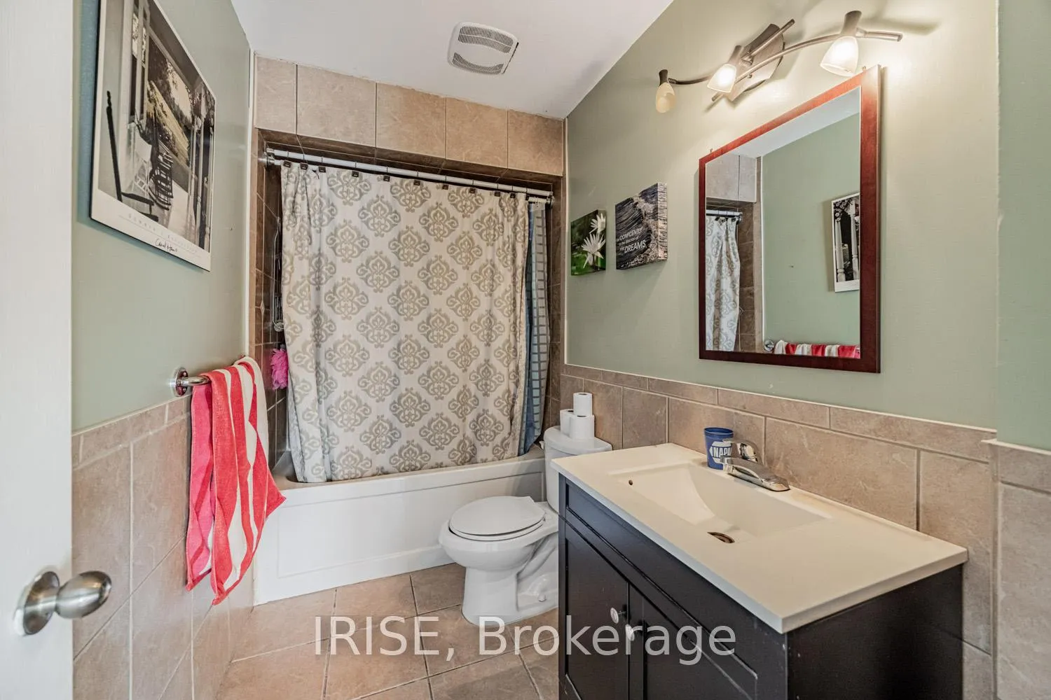 Photo 9 of 1223 Napier Crescent, Oakville, College Park — HOMEH