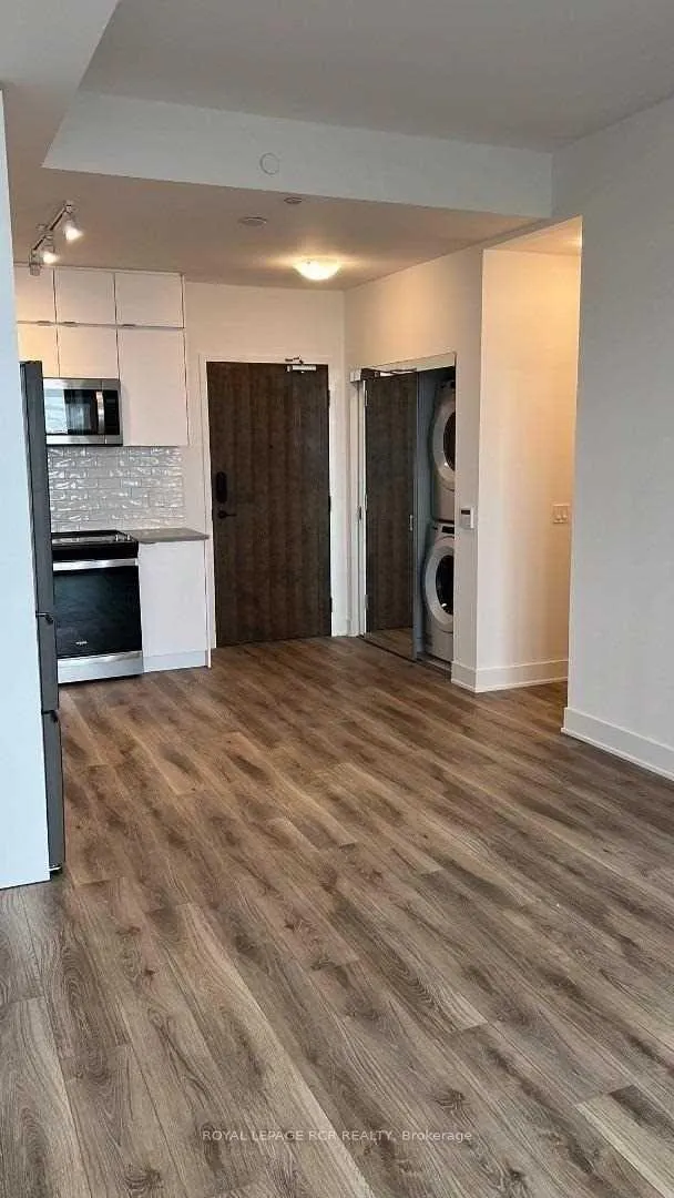Photo 5 of Unit LPH 1103, 100 Eagle Rock Way, Vaughan, Rural Vaughan — HOMEH