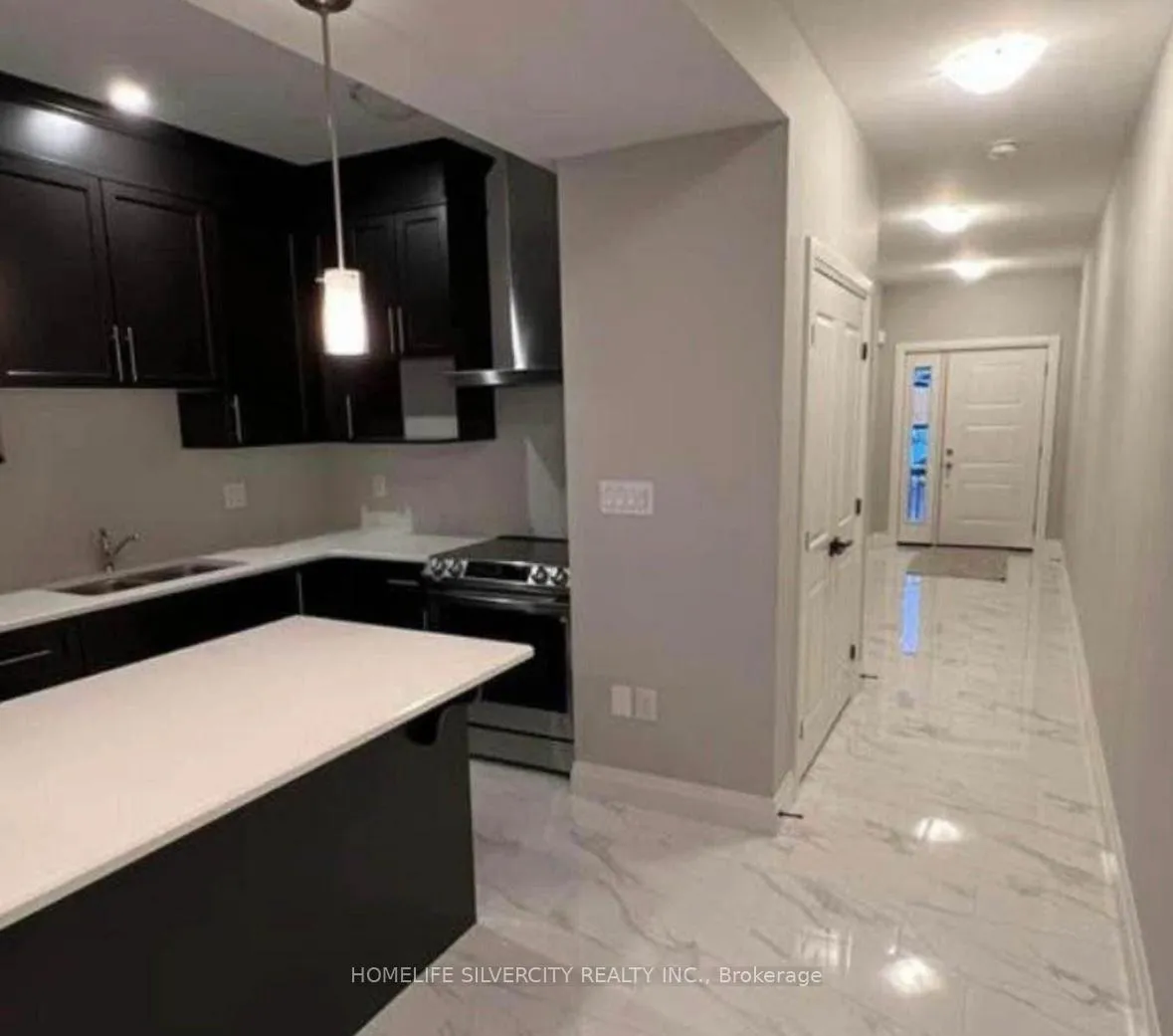 Photo 4 of 307 Chapelhill Drive, Kitchener — HOMEH
