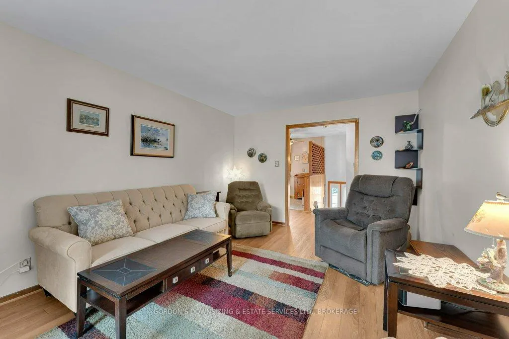 Photo 11 of 461 Henrietta Street, Gananoque — HOMEH