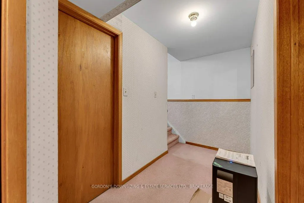 Photo 23 of 461 Henrietta Street, Gananoque — HOMEH