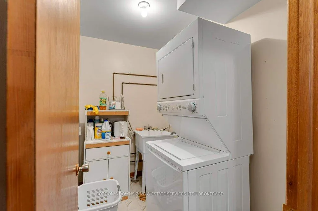 Photo 24 of 461 Henrietta Street, Gananoque — HOMEH