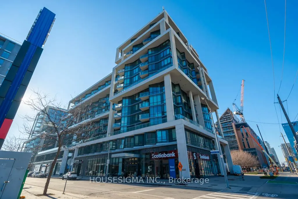 Front of Unit 803, 15 Merchant Wharf Way