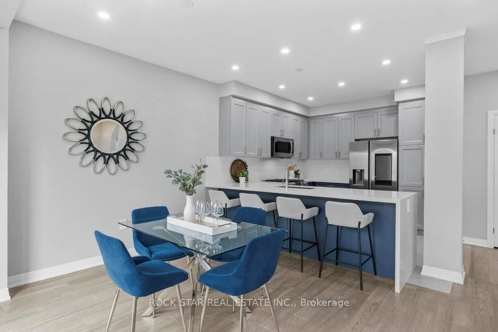 Photo 10 of 161 Cittadella Boulevard, Hamilton, Rural Glanbrook — HOMEH