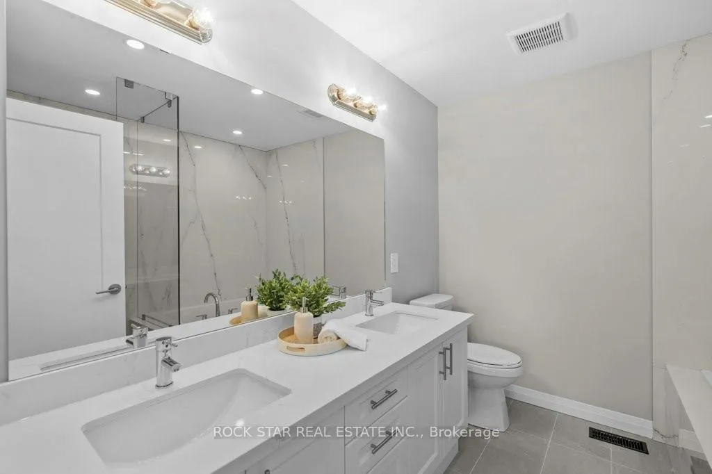 Photo 21 of 161 Cittadella Boulevard, Hamilton, Rural Glanbrook — HOMEH