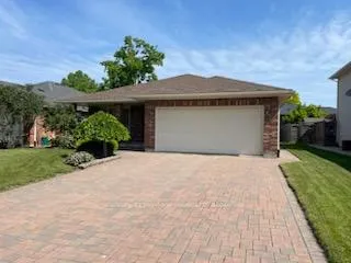 Photo 5 of 102 Wellandvale Drive, Welland, N. Welland — HOMEH