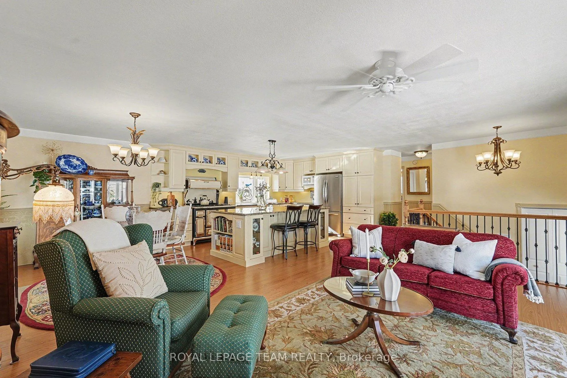 Photo 7 of 504 Clothier Street E, North Grenville, Kemptville — HOMEH