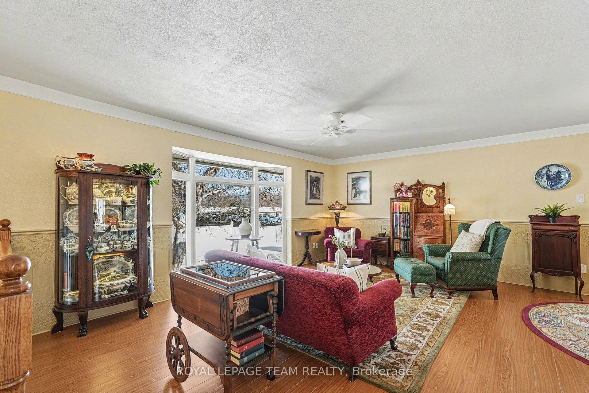 Photo 11 of 504 Clothier Street E, North Grenville, Kemptville — HOMEH