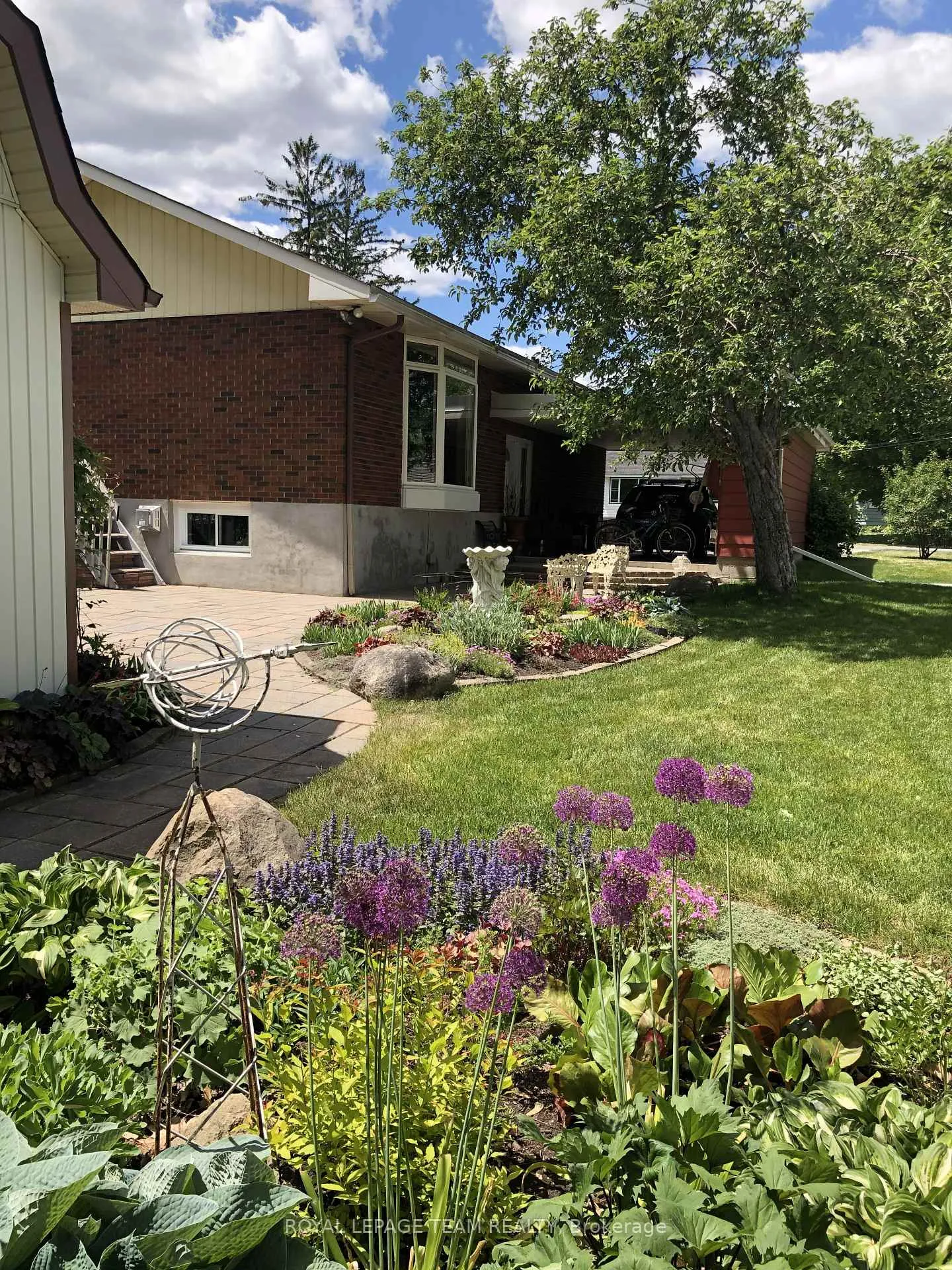 Photo 29 of 504 Clothier Street E, North Grenville, Kemptville — HOMEH