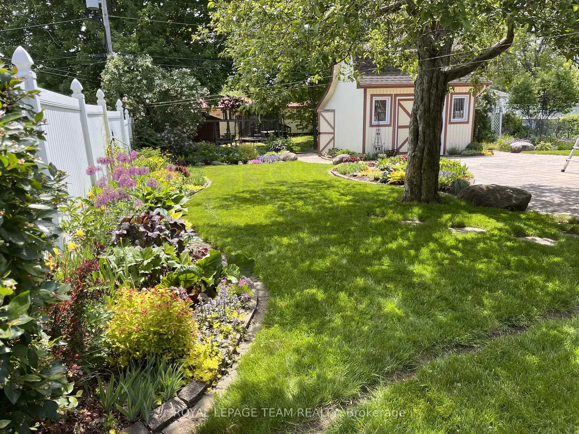 Photo 30 of 504 Clothier Street E, North Grenville, Kemptville — HOMEH
