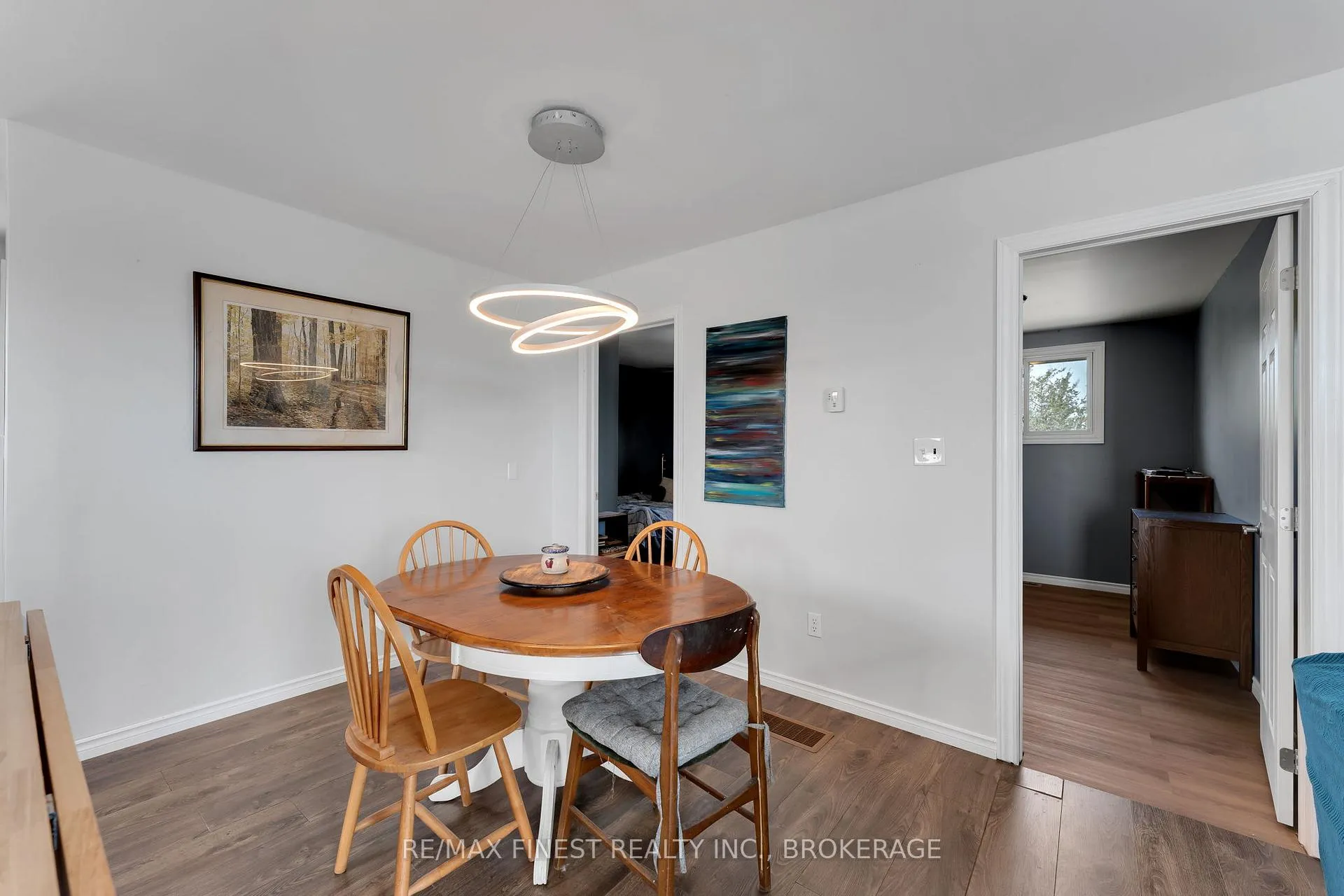 Photo 8 of 780 Wing Road, Loyalist, Lennox and Addington - South — HOMEH