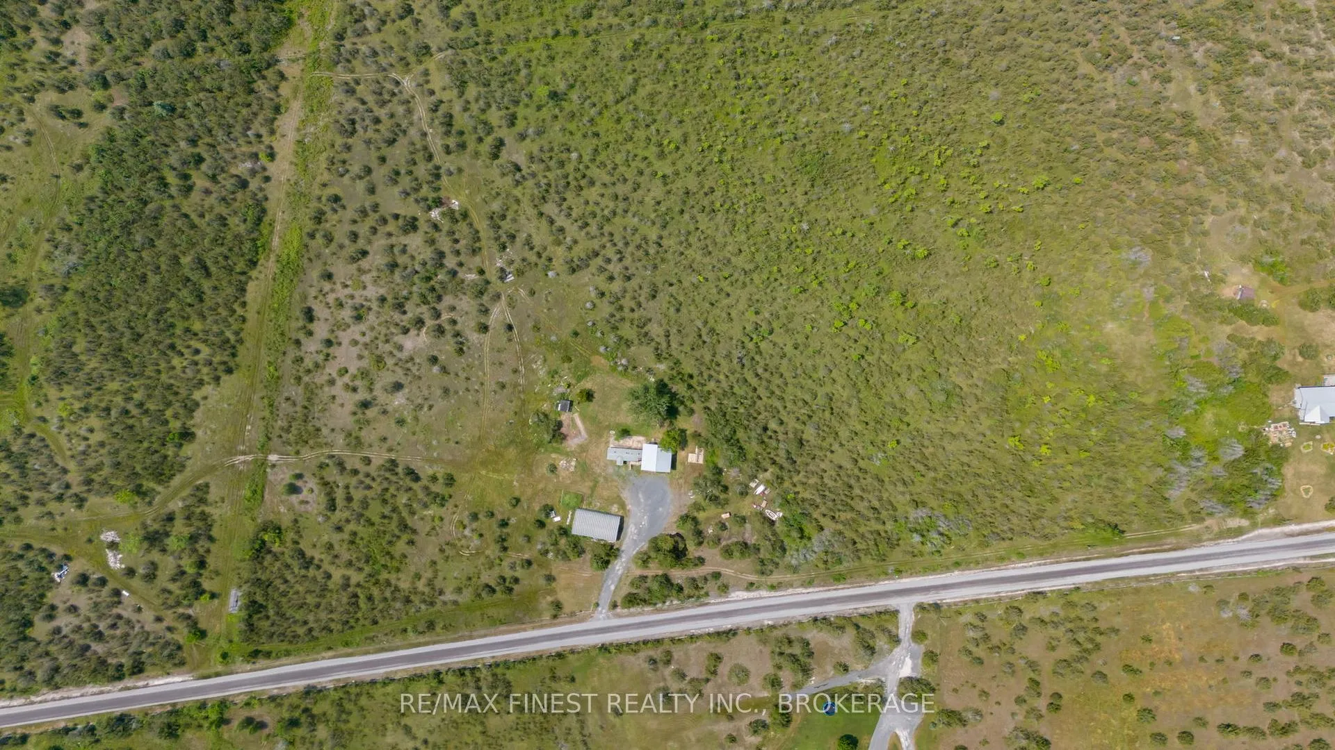 Photo 38 of 780 Wing Road, Loyalist, Lennox and Addington - South — HOMEH