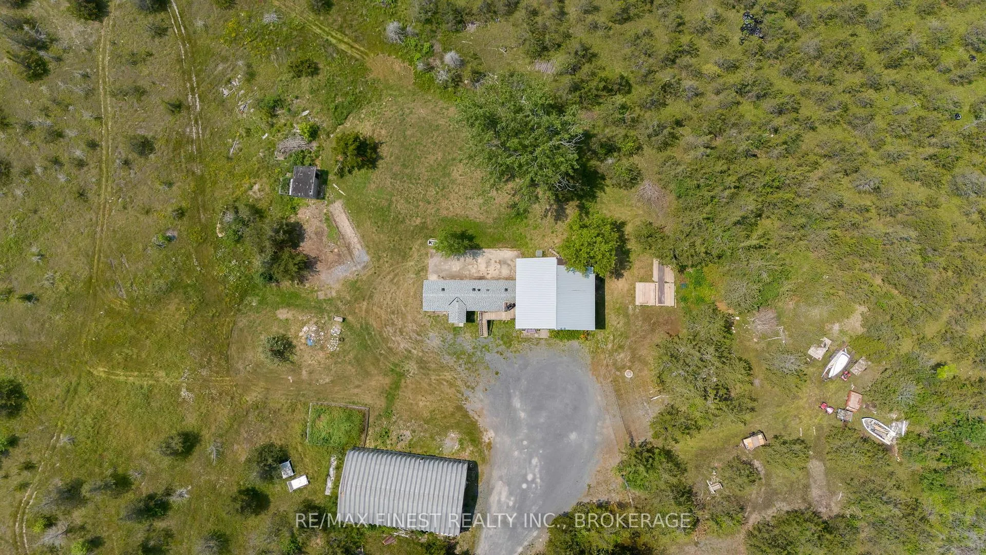 Photo 42 of 780 Wing Road, Loyalist, Lennox and Addington - South — HOMEH