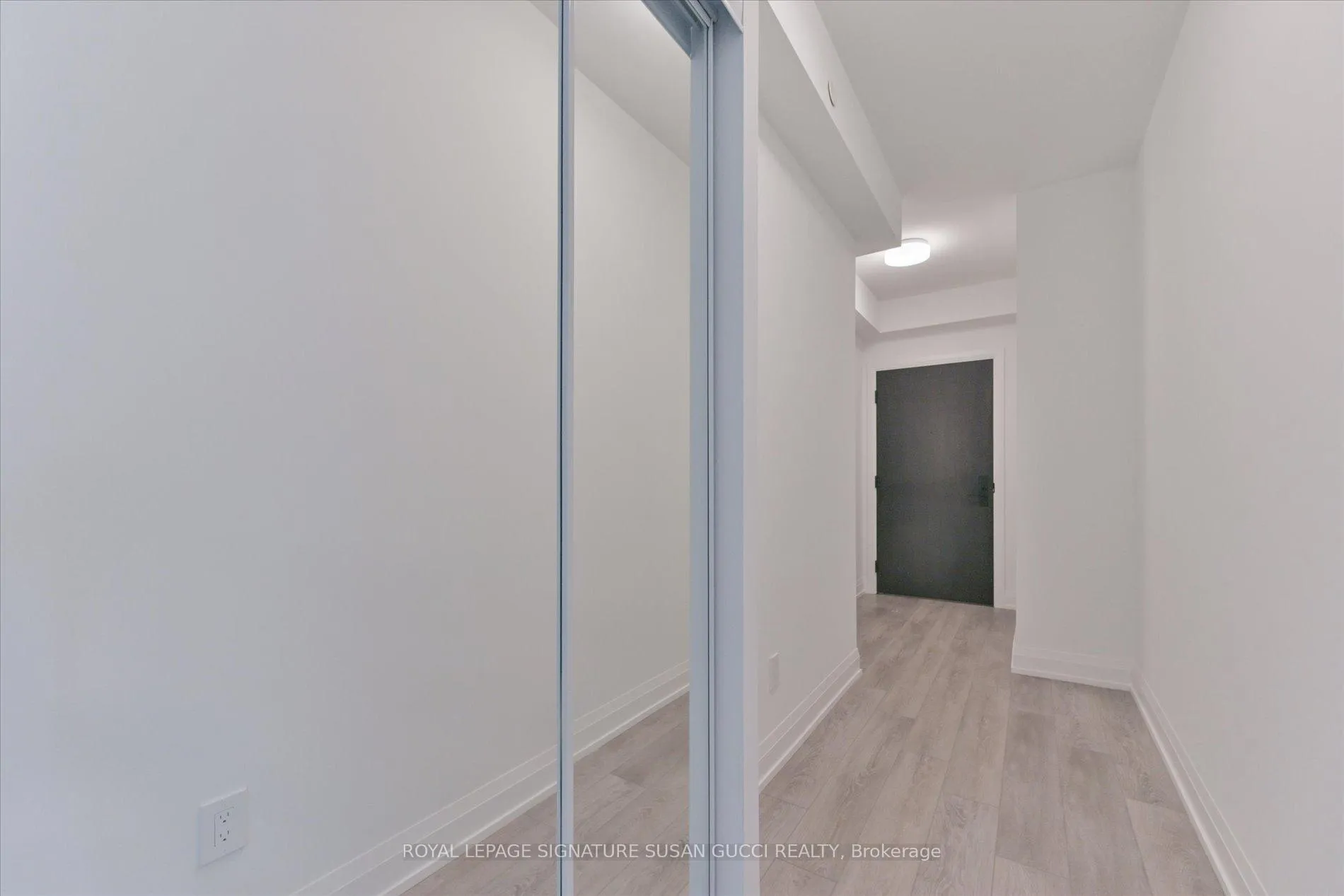 Photo 8 of Unit 1402, 20 Soudan Avenue, Toronto, Mount Pleasant West — HOMEH